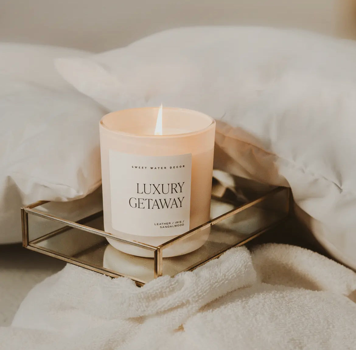 Luxury Getaway 15 oz Soy Candle, Matte Jar