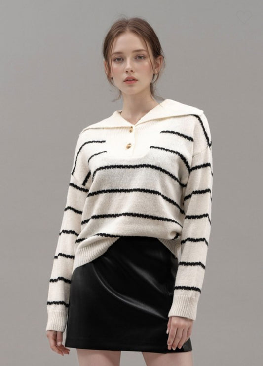 HALF BUTTON KNIT SWEATER